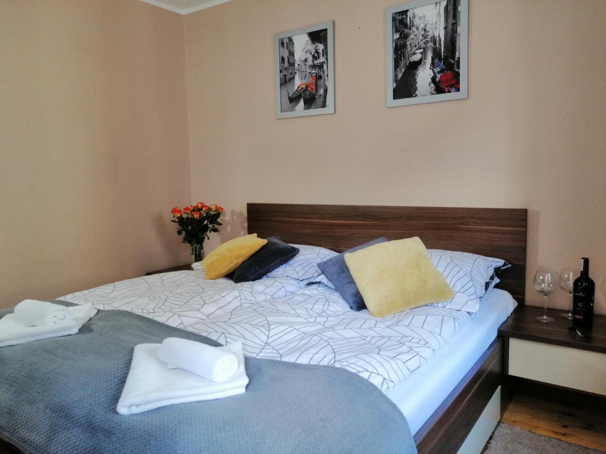 Appartamento Cicha Przystan Apartament Starowka Kołobrzeg Esterno foto