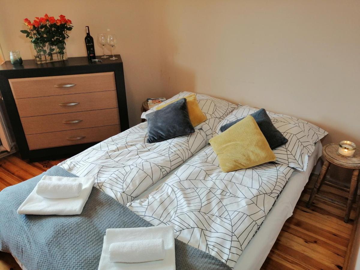 Appartamento Cicha Przystan Apartament Starowka Kołobrzeg Esterno foto