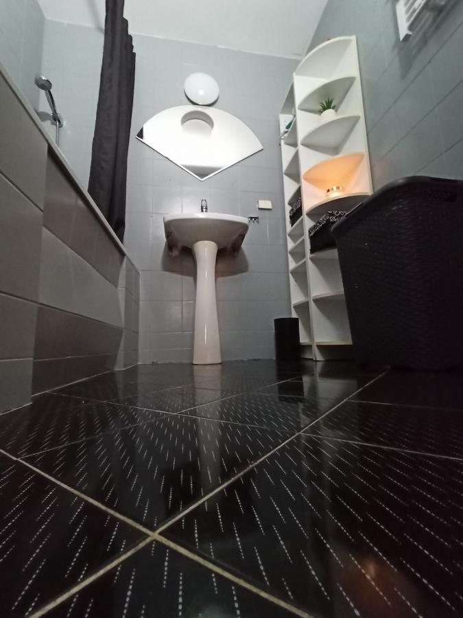 Appartamento Cicha Przystan Apartament Starowka Kołobrzeg Esterno foto