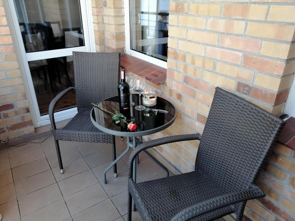 Appartamento Cicha Przystan Apartament Starowka Kołobrzeg Esterno foto